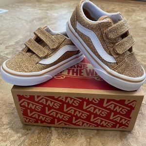 Vans Old Skool V, size 7.5 toddler gold glitter shoes